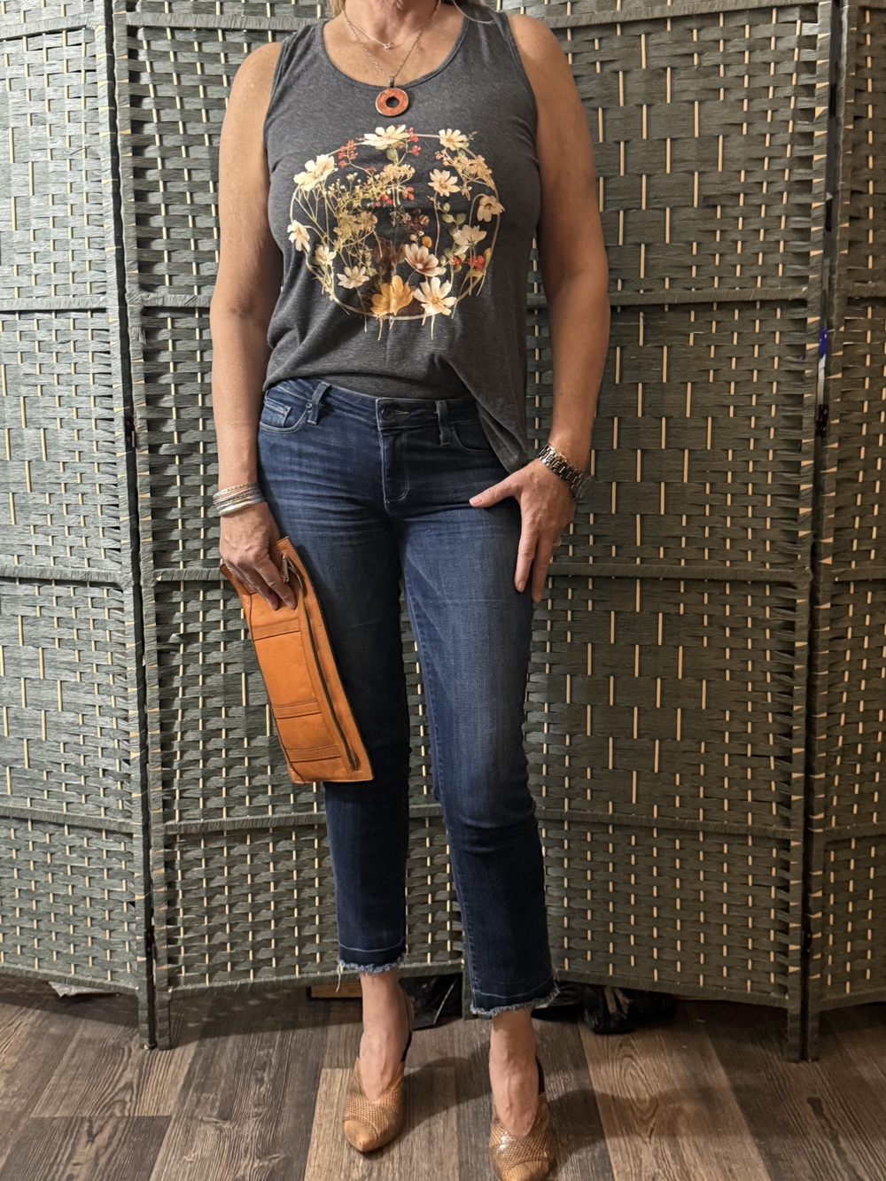 Floral Circle Graphic Tank Top — Charcoal